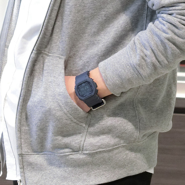 G-SHOCK DW-5600LU-2E