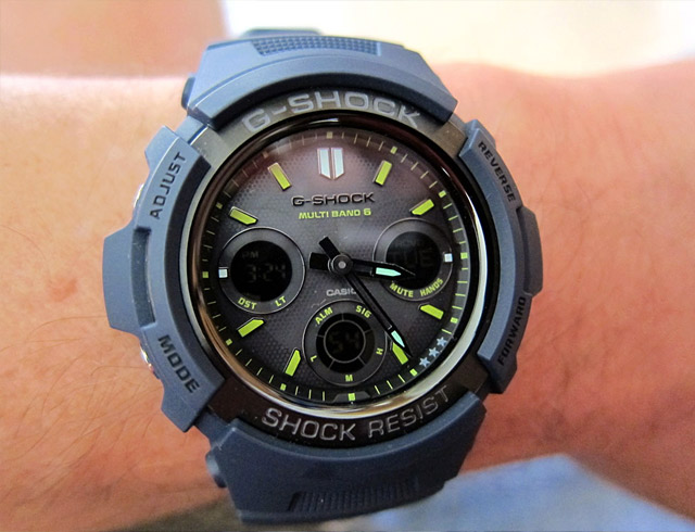 G-SHOCK AWG-M100NV-2A