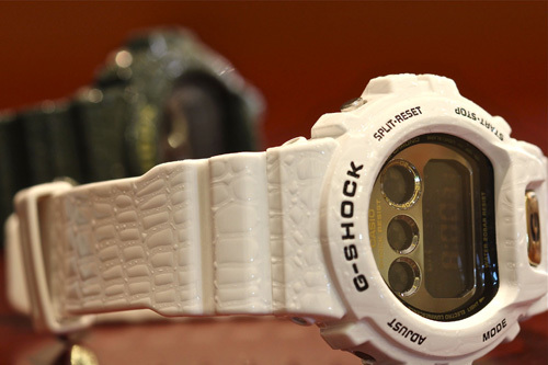 G-SHOCK DW-6900CR-7E
