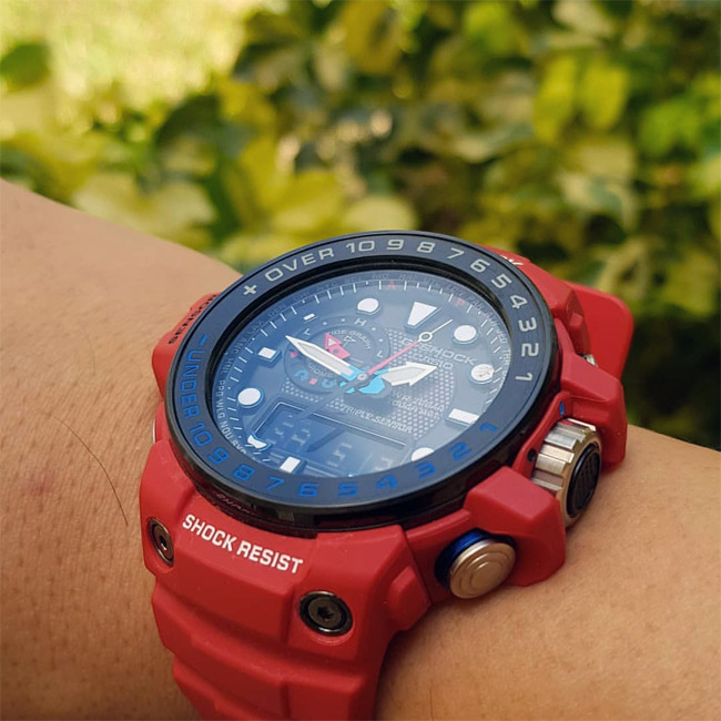 G-SHOCK GWN-1000RD-4A