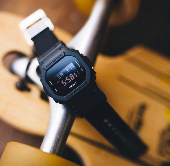 G-SHOCK DW-5600BBN-1E