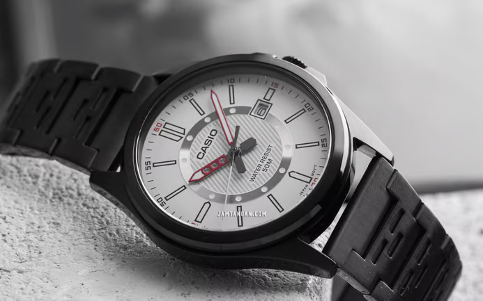 2 новые расцветки Casio MTP-E700B уже в продаже