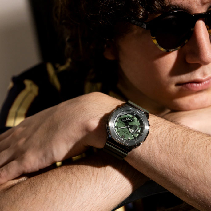 G-SHOCK GM-2100B-3A