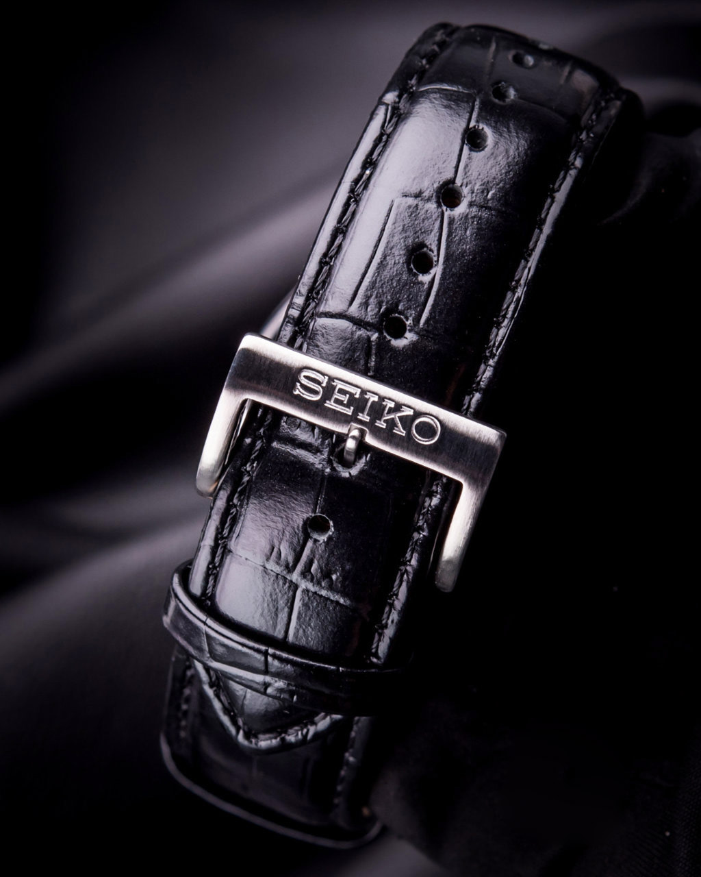 Японские часы Seiko SSB383P1