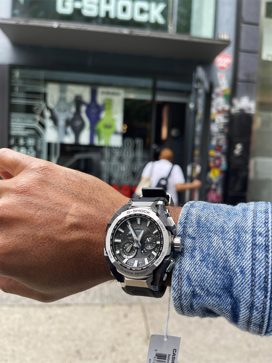 G-SHOCK MTG-B4000-1A