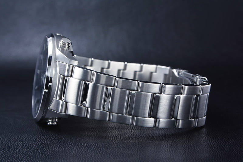 Casio Lineage LIW-M700D-2A
