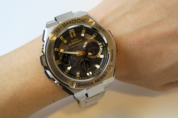 G-SHOCK GST-W110D-1A9
