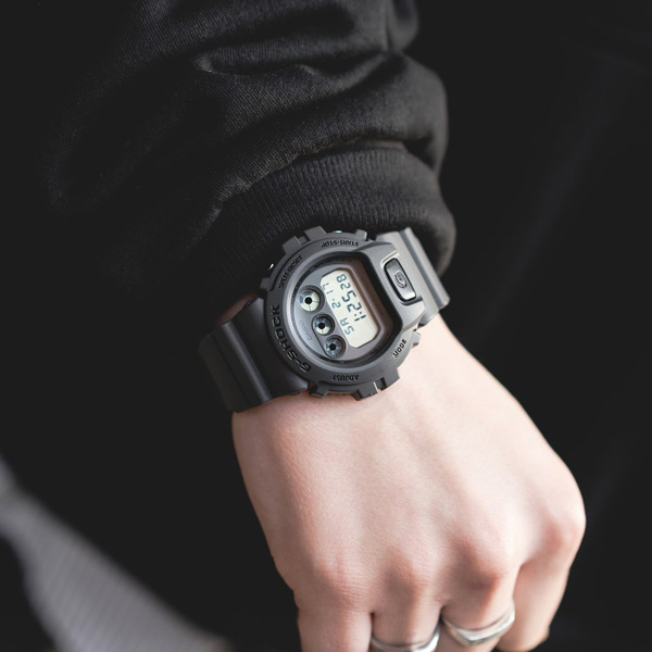 G-SHOCK DW-6900LU-8E