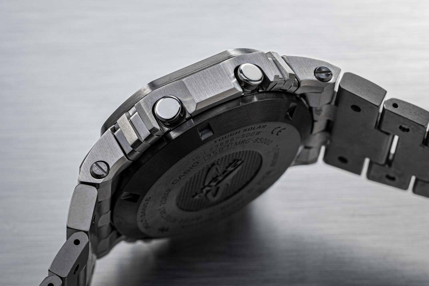 G-SHOCK MRG-B5000D-1E