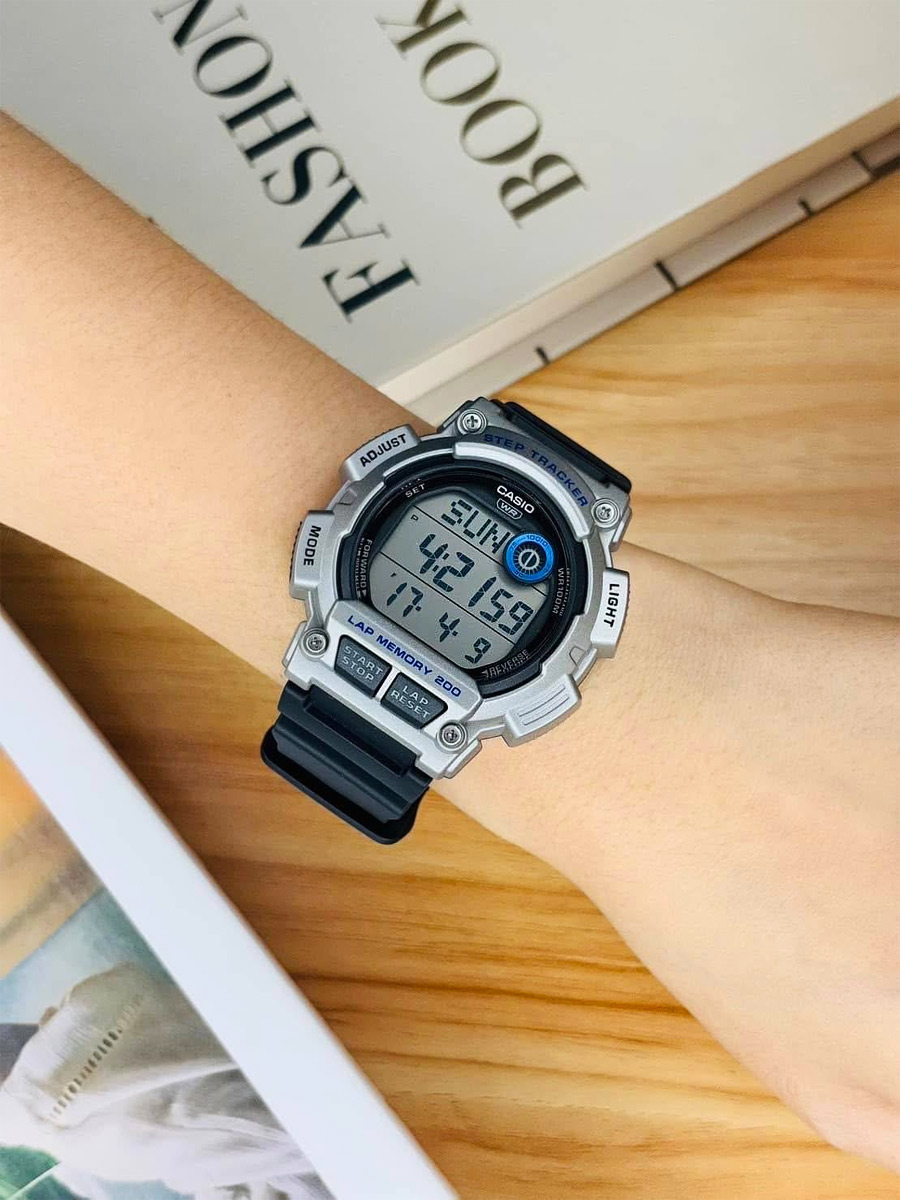 G-SHOCK WS-2100H-1A2