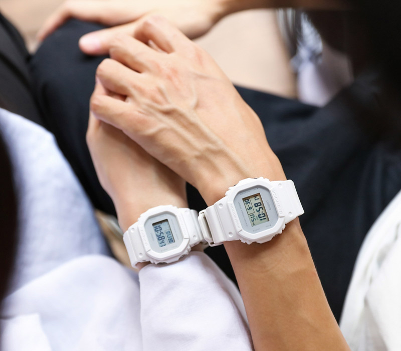 G-SHOCK DW-5600CU-7E