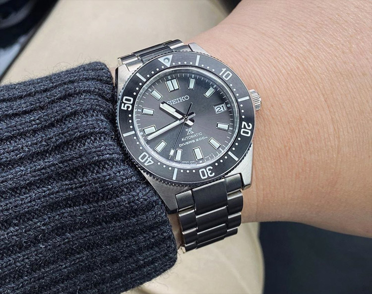 Японские часы Seiko SPB143J1