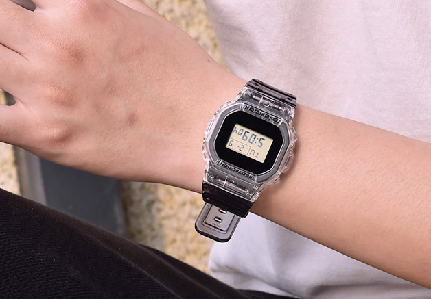 G-SHOCK DW-5600SK-1E