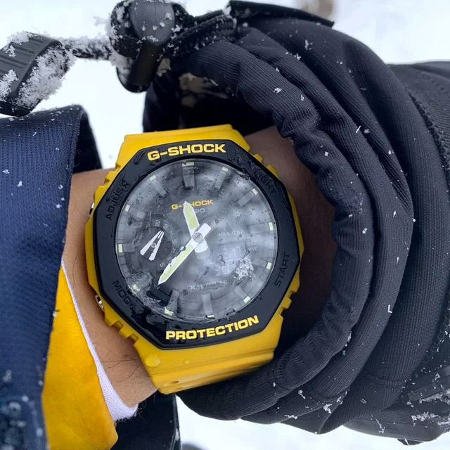 G-SHOCK GA-2110SU-9A
