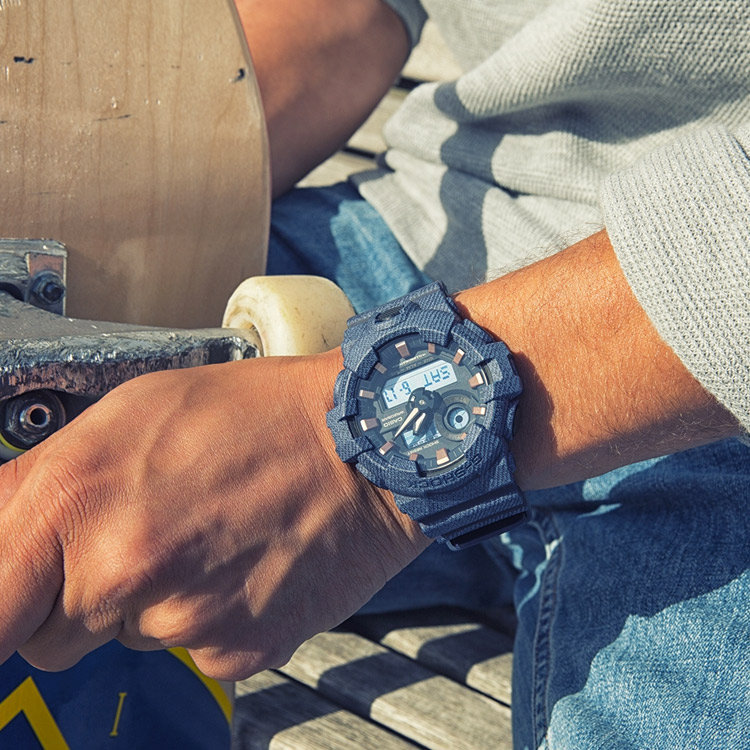 G-SHOCK GA-700DE-2A