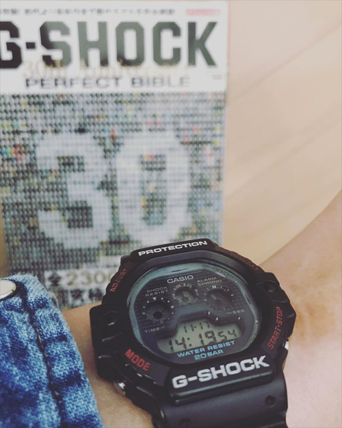 G-SHOCK DW-5900-1E