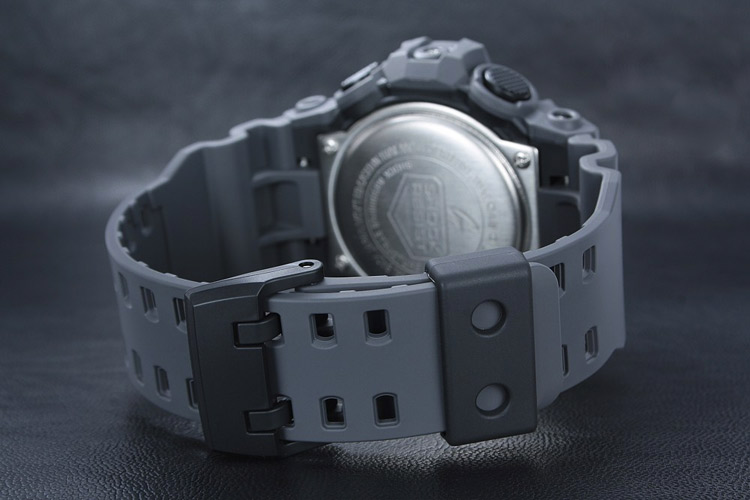 G-SHOCK GA-700UC-8A
