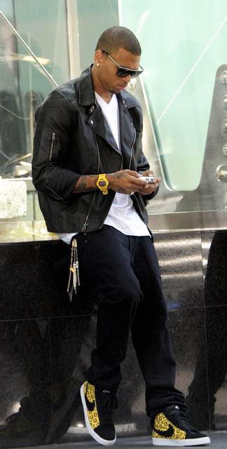 G-SHOCK GD-X6930E-9E