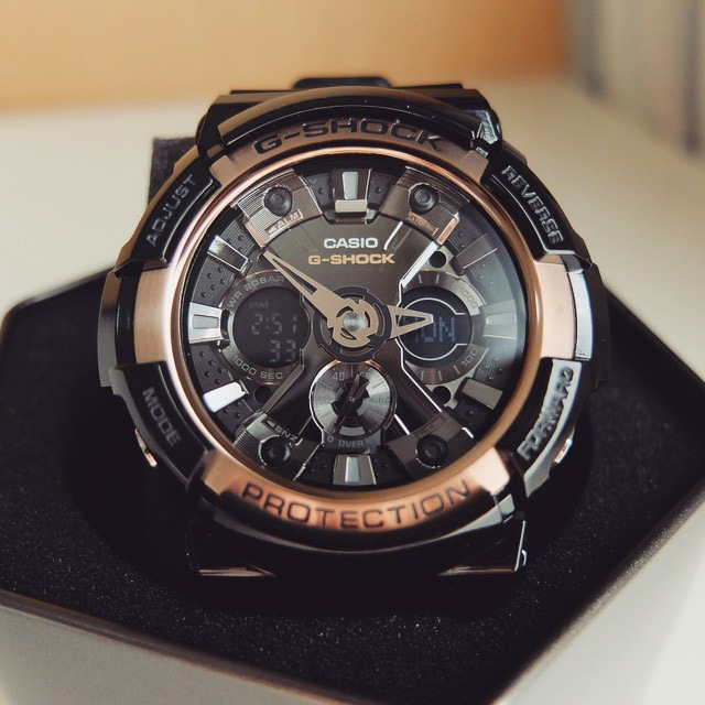 G-SHOCK GA-200RG-1A