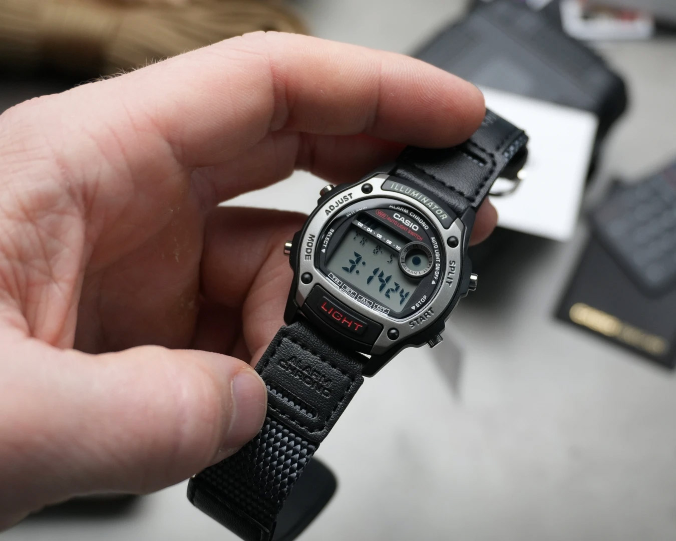 G-SHOCK W-220HF-8A