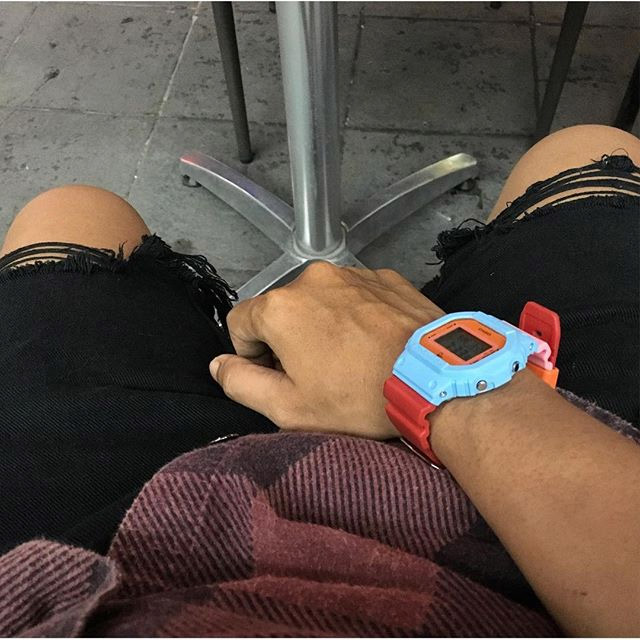 G-SHOCK DW-5600PR-4E