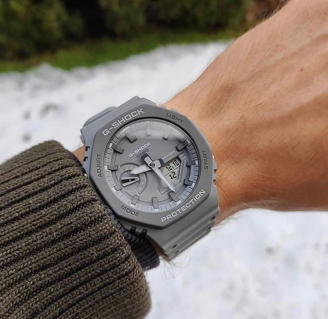 G-SHOCK GA-2110ET-8A