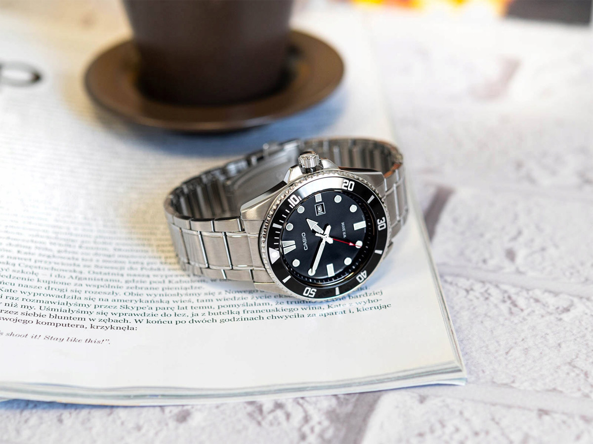 G-SHOCK MDV-107D-1A1