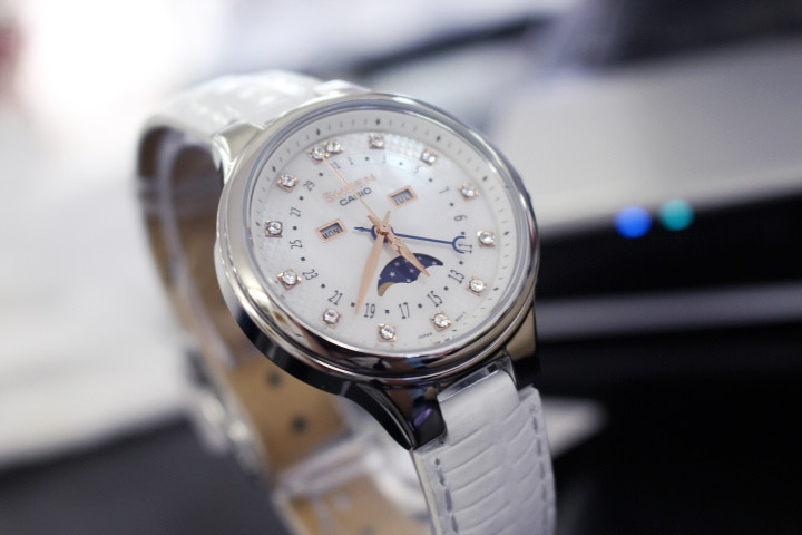 Sheen SHE-3045L-7A