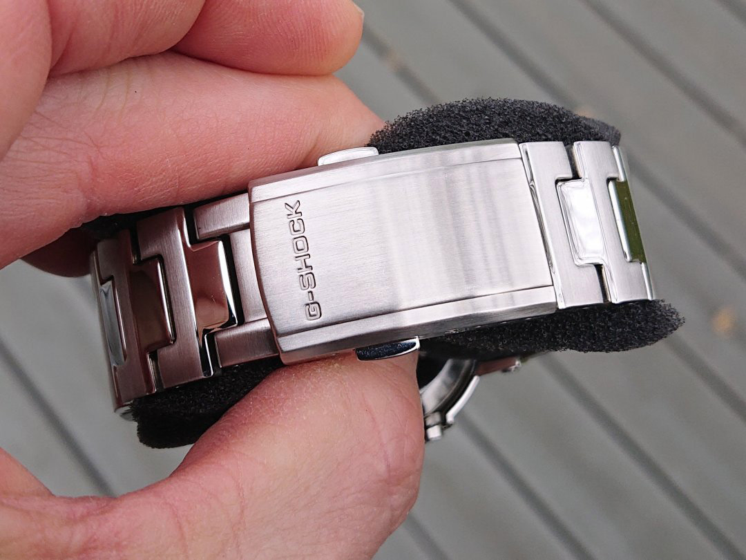 G-SHOCK AWM-500D-1A