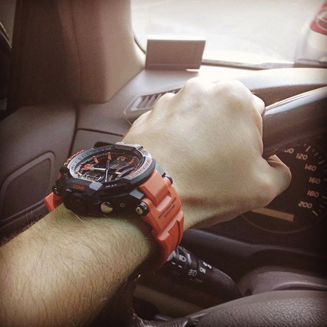 G-SHOCK GA-1000-4A