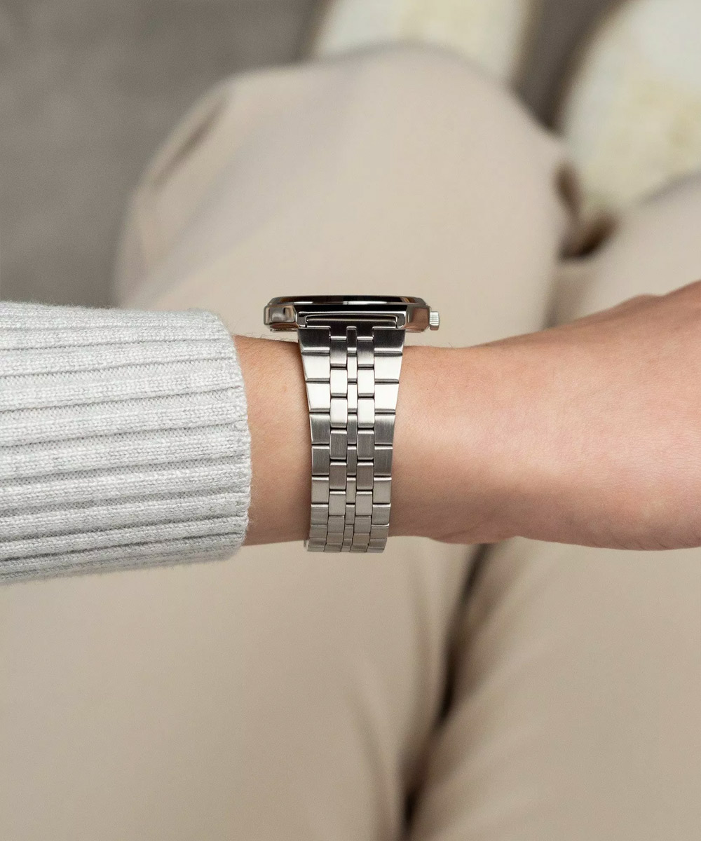 G-SHOCK MTP-B145D-4A