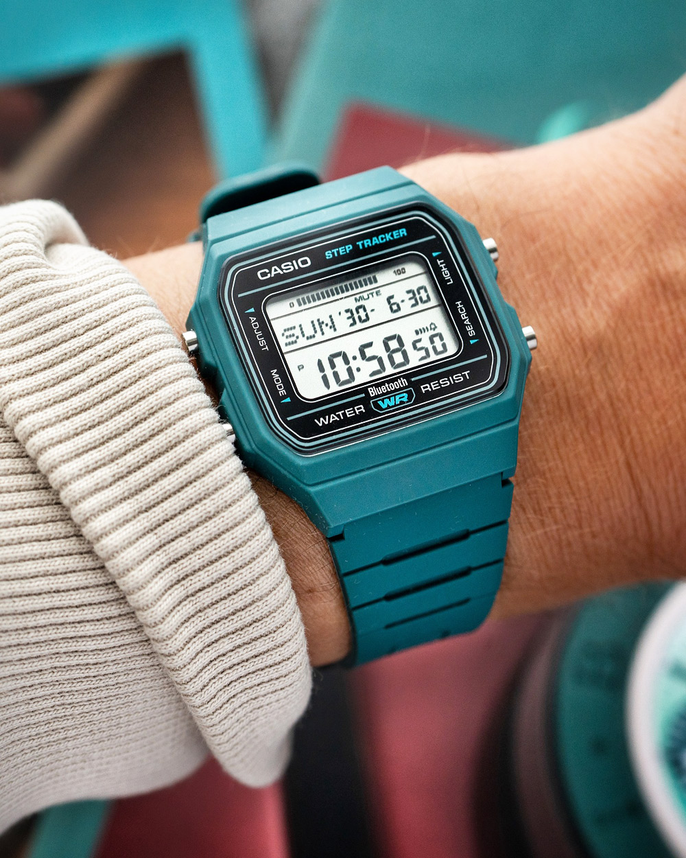 G-SHOCK F-B100W-3A