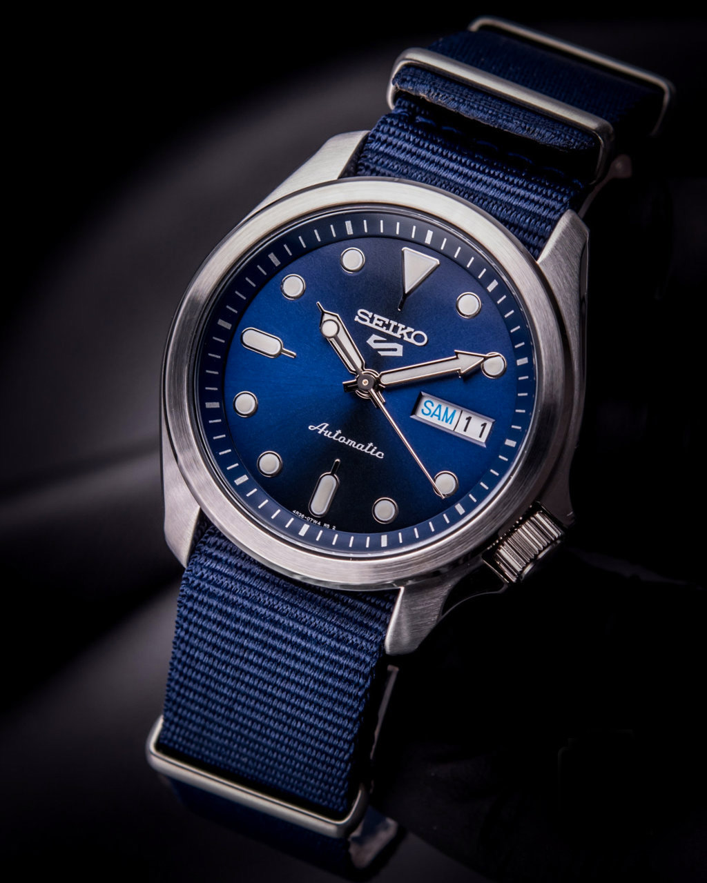 Японские часы Seiko SRPE63K1