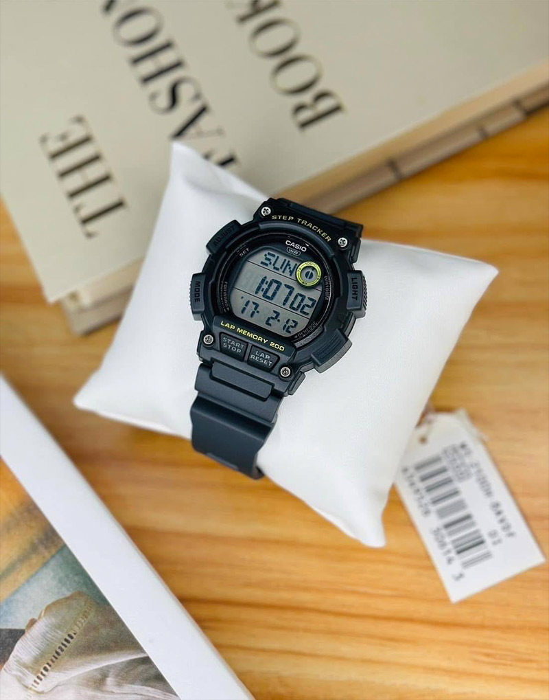G-SHOCK WS-2100H-8A