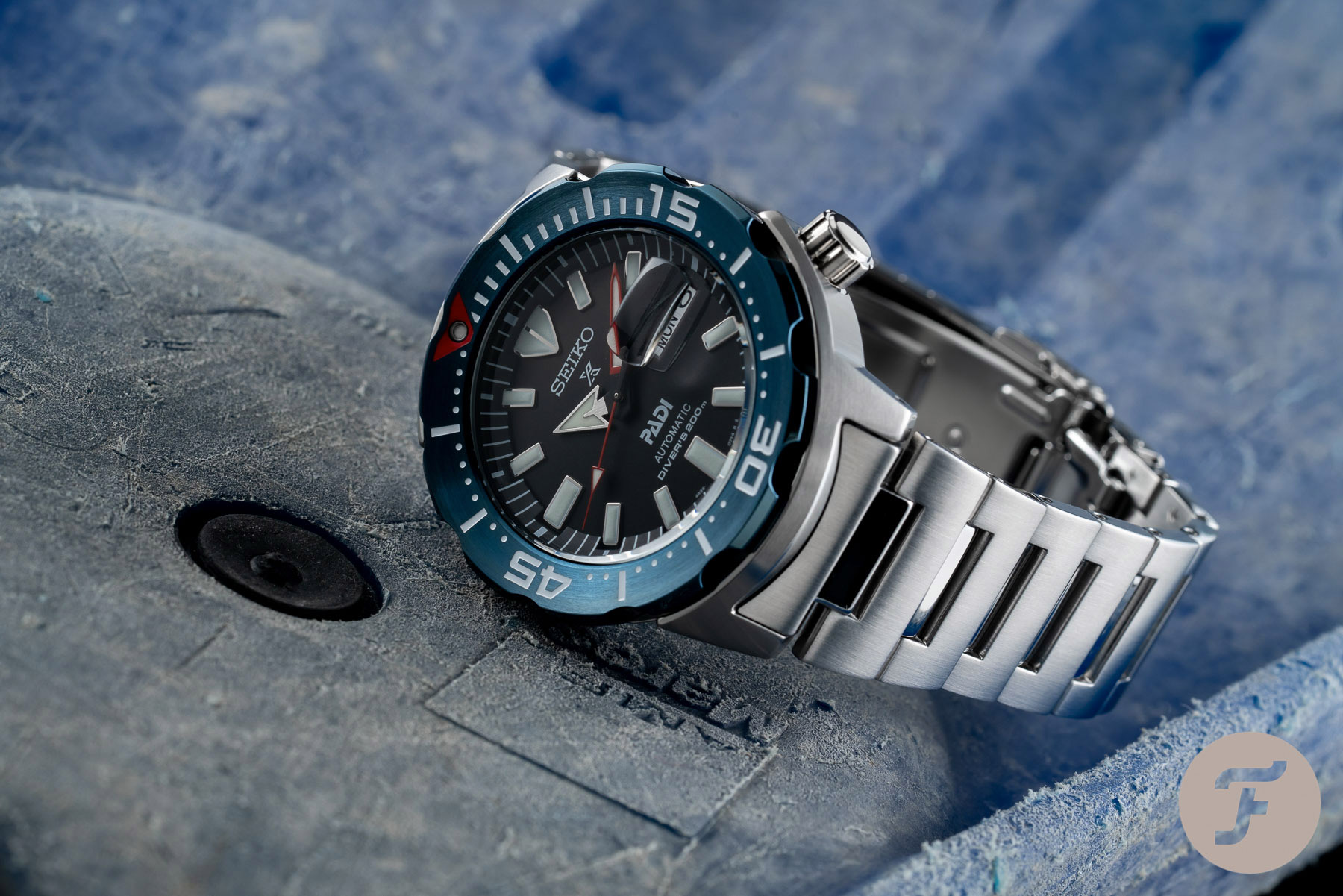 Японские часы Seiko SRPE27K1