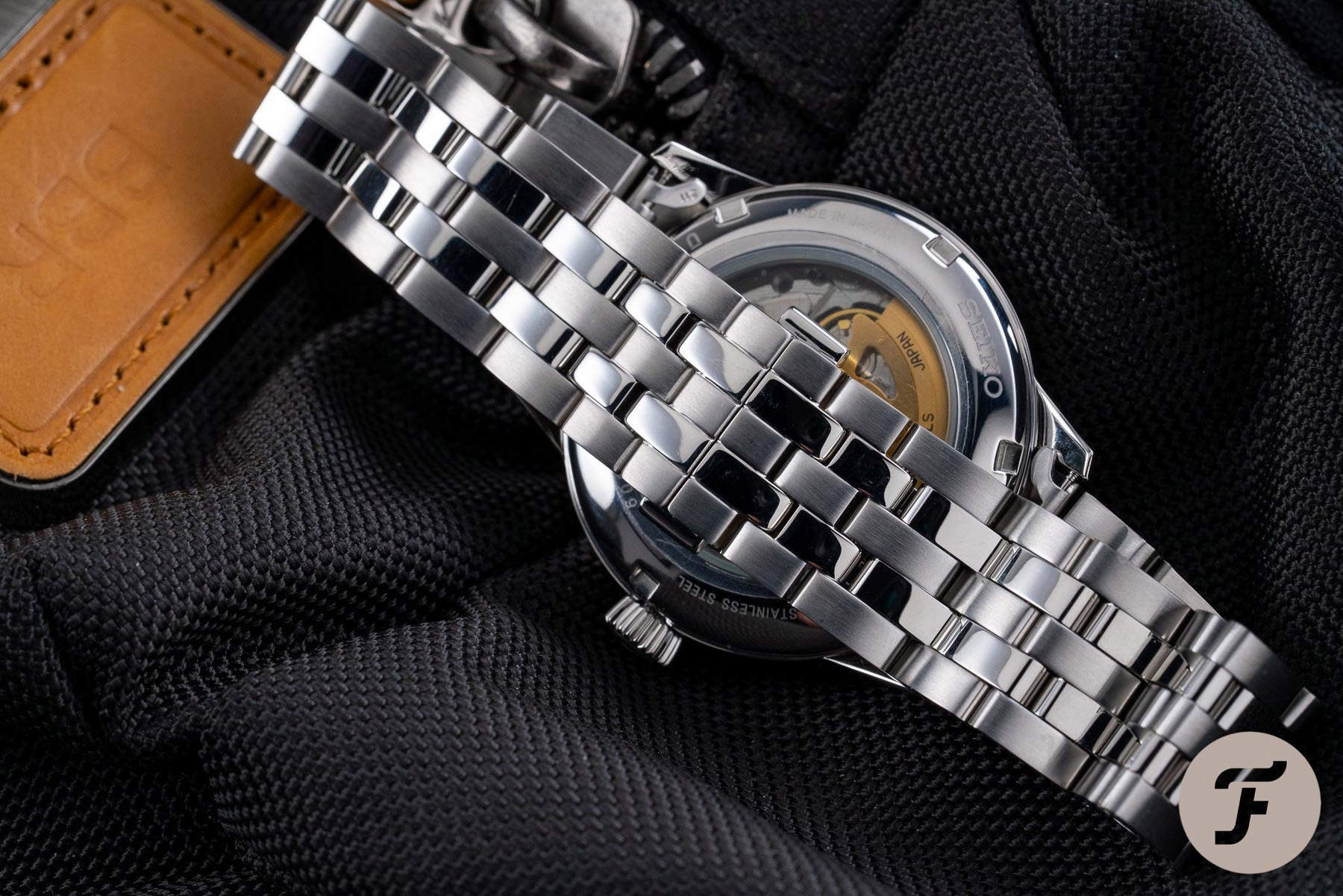Японские часы Seiko SSA439J1