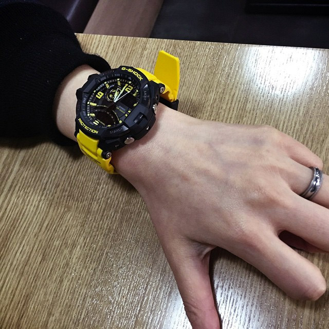 G-SHOCK GA-1000-9B