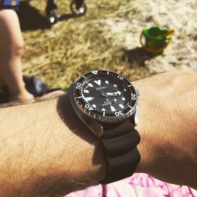 Японские часы Seiko SRPC37K1