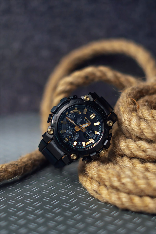 G-SHOCK MTG-B3000BDE-1A