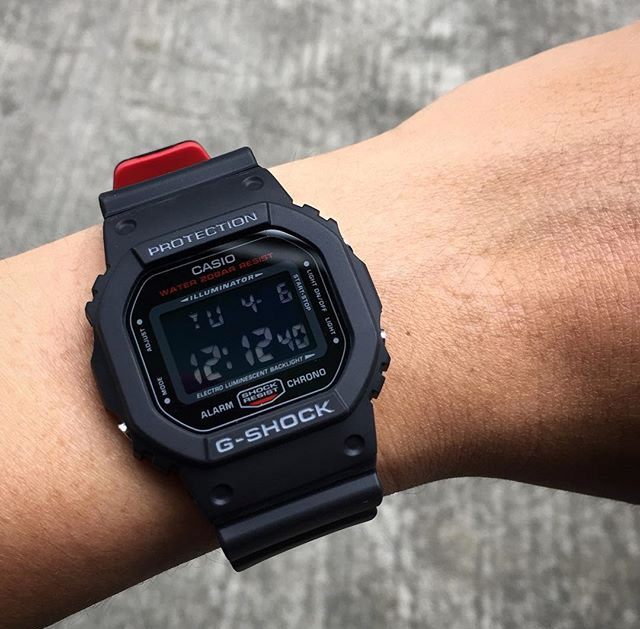 G-SHOCK DW-5600HR-1E