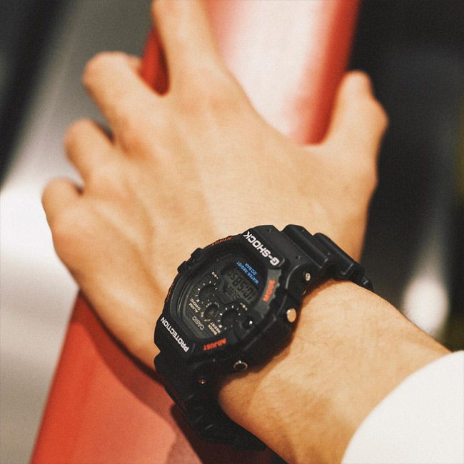 G-SHOCK DW-5900-1E