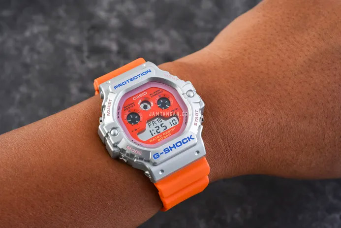 G-SHOCK DW-5900EU-8A4