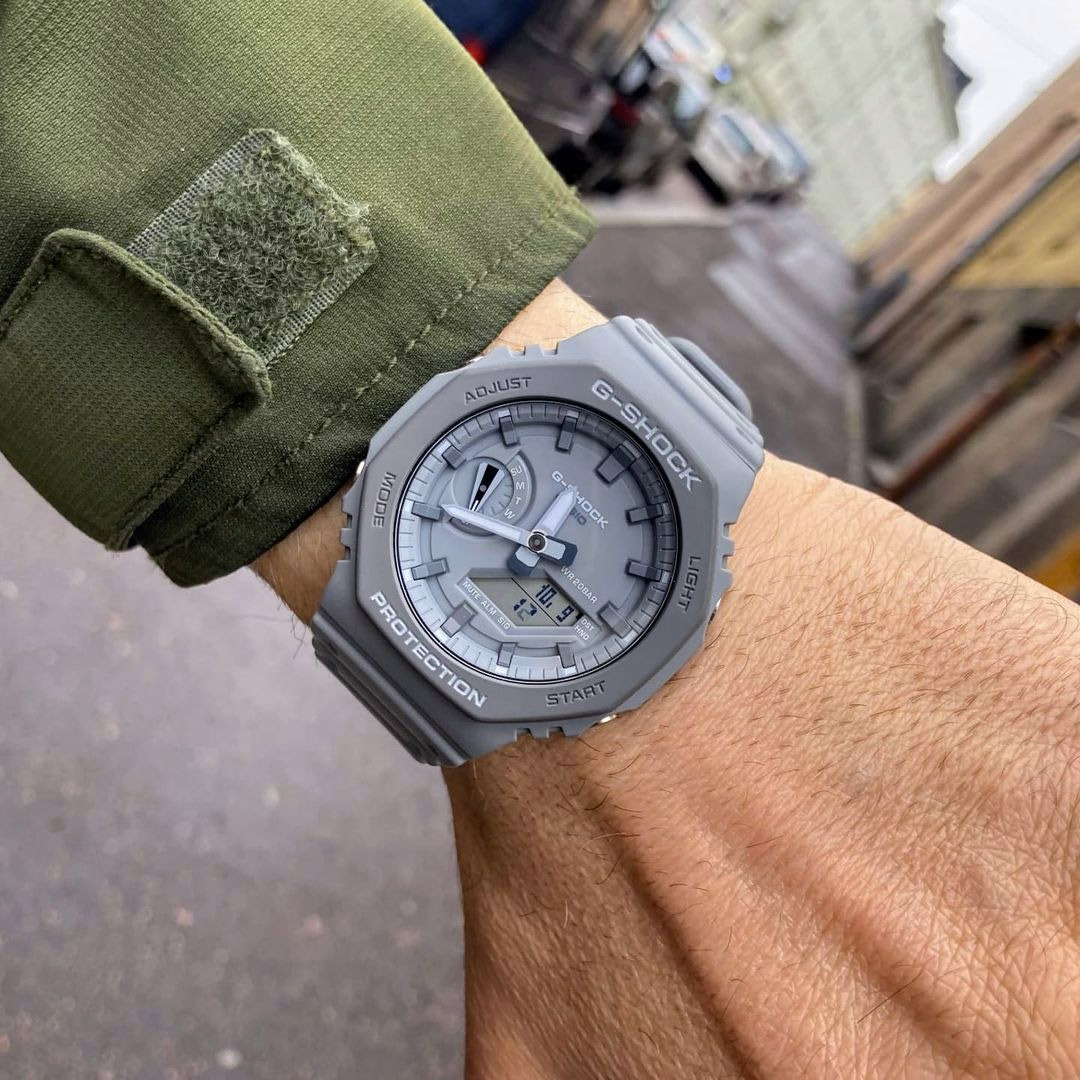 G-SHOCK GA-2110ET-8A