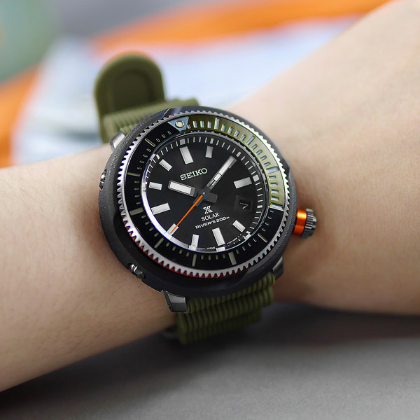 Японские часы Seiko SNE547P1