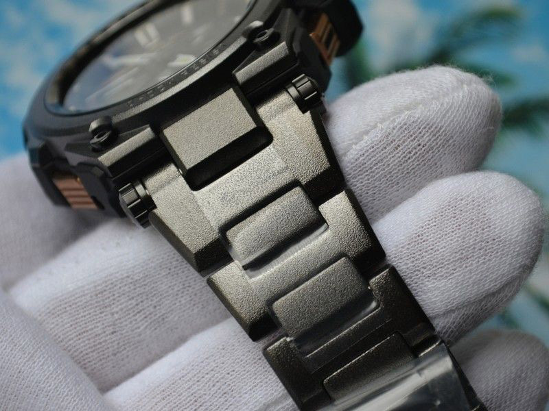 G-SHOCK MTG-G1000RB-1A