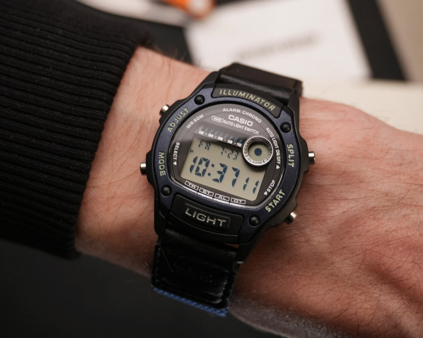 G-SHOCK W-220HF-2A