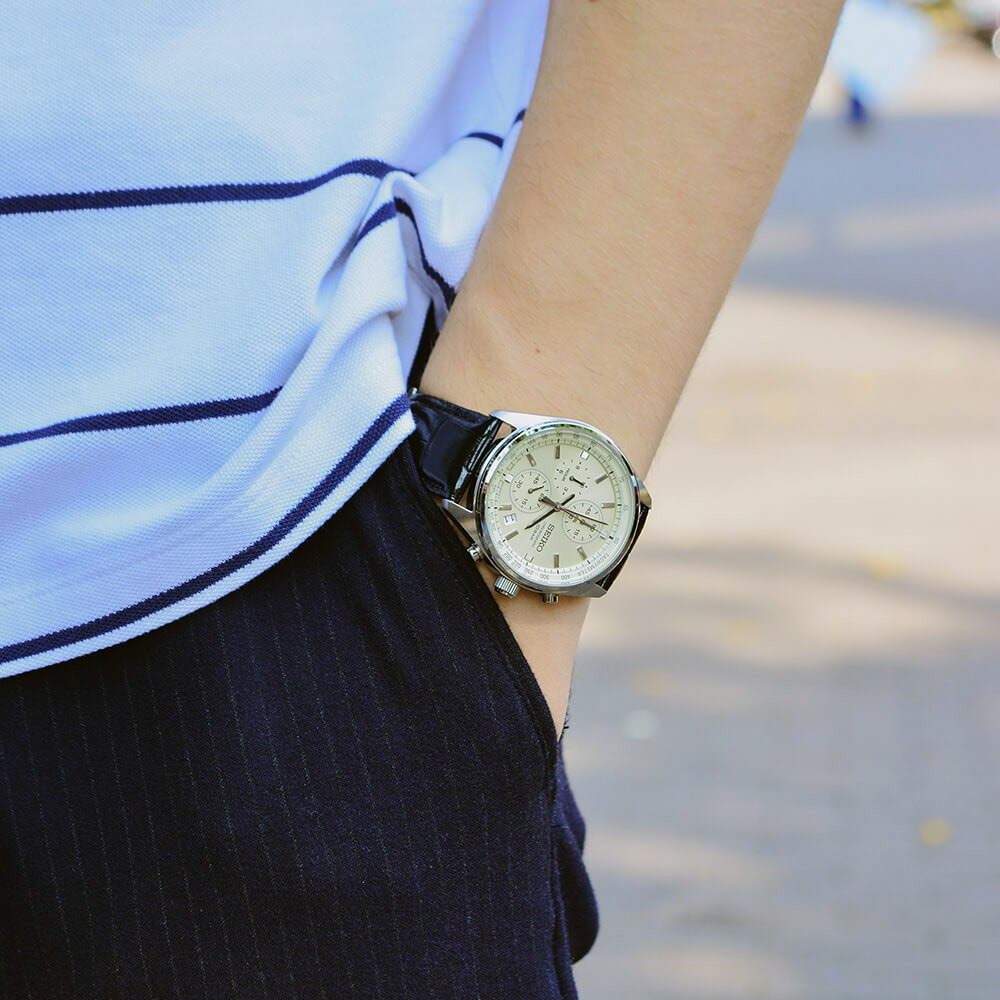 Японские часы Seiko SSB383P1