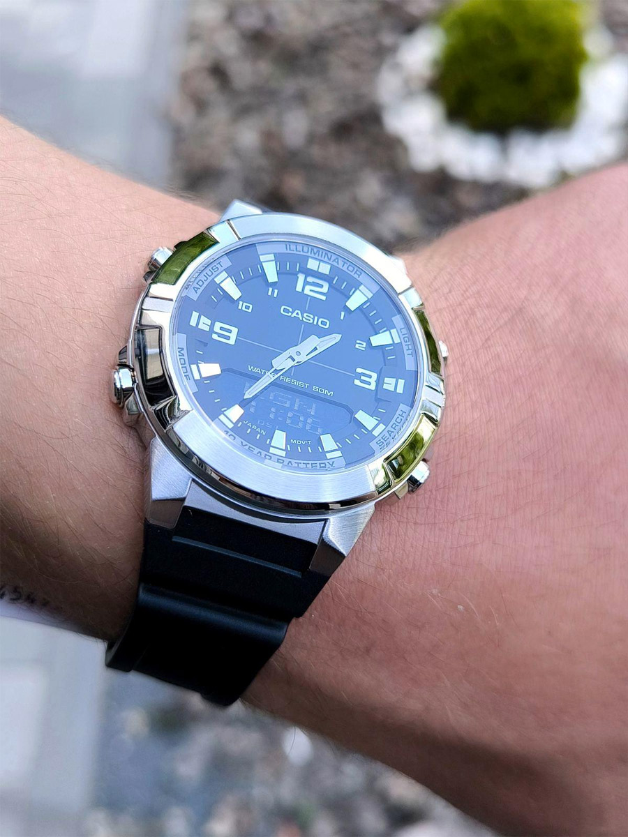 G-SHOCK AMW-870-1A