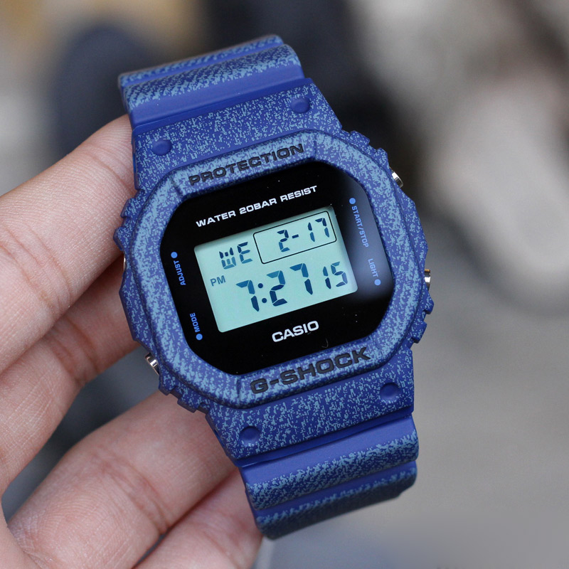 G-SHOCK DW-5600DE-2E