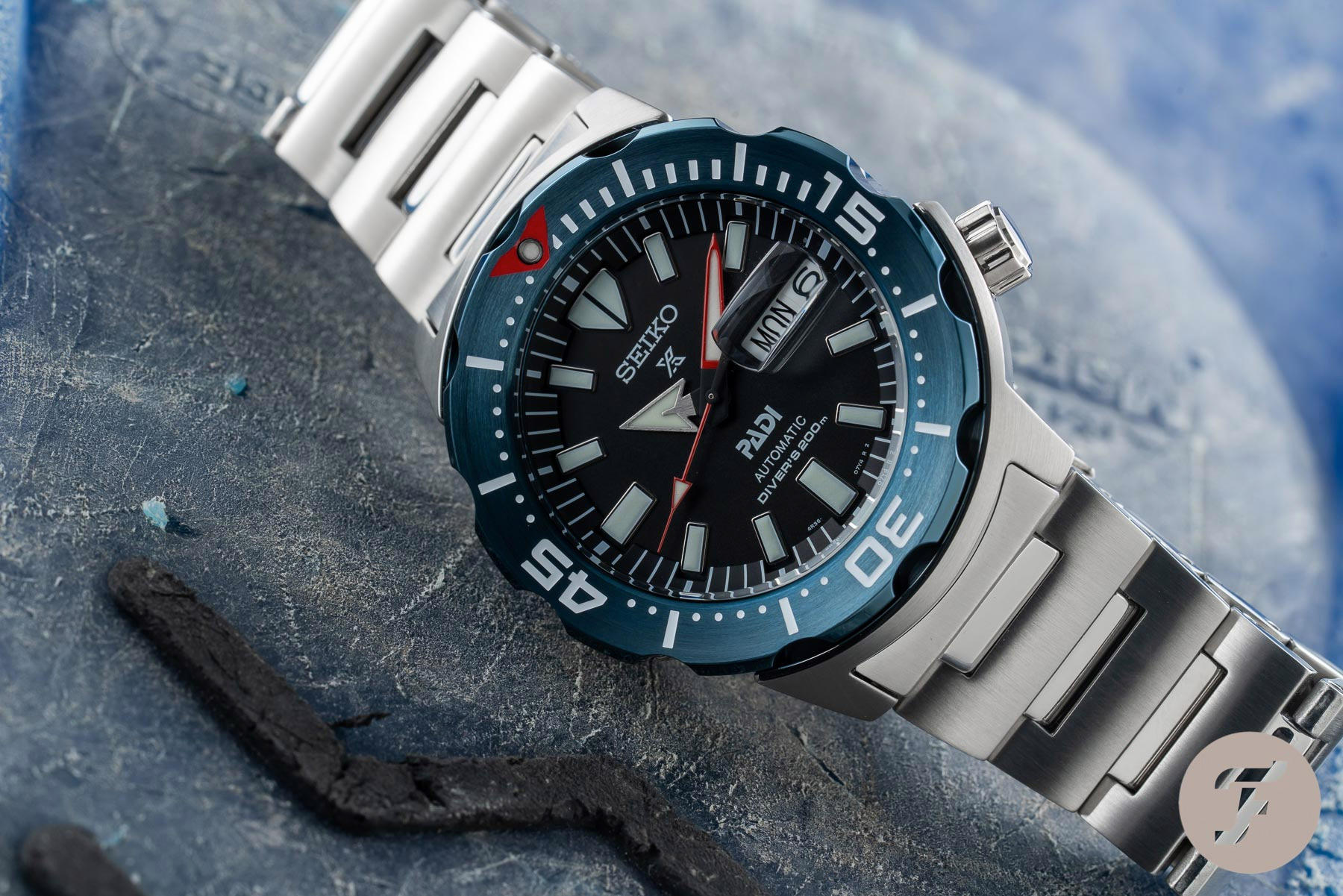 Японские часы Seiko SRPE27K1